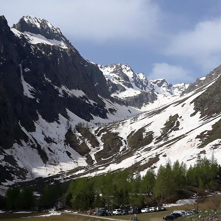 Rifugio Prati Del Vallone Pietraporzio Exterior photo